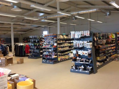 BUTIKKNETTVERK "TOPP" - VALMIERA, RIGA STREET 64 - Levering og montering av handelsutstyr. 27